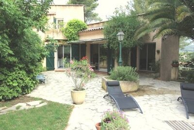 location vacances Komfort-Villa 'Corsaire', Les Issambres