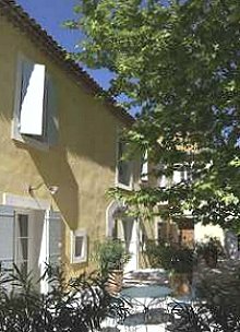 location vacances Bastide Prestige 'Les Services', Chteauneuf de Gadagne