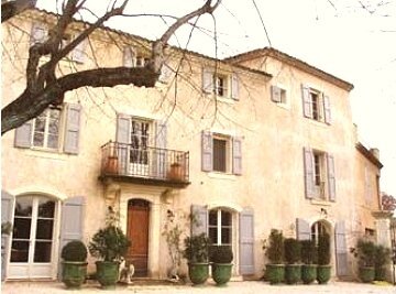 location vacances Komfort-Bastide, Weingut 'Aigues', La Tour d'Aigues