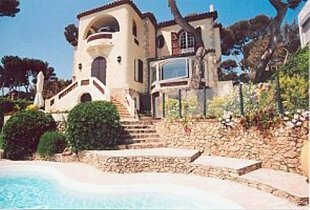 Komfort-Appartement in Villa 'Faveu' in Antibes