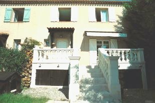 Villa 'Sommet' in Peypin