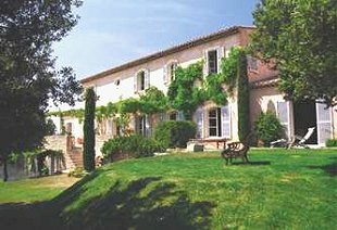 location vacances Mas Deluxe 'Lubron' (Hotel-Service), Provence - Alpes - Cte d'Azur