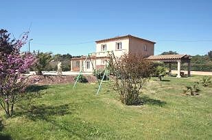 Villa 'Le Rocher' in Roquebrune sur Argens